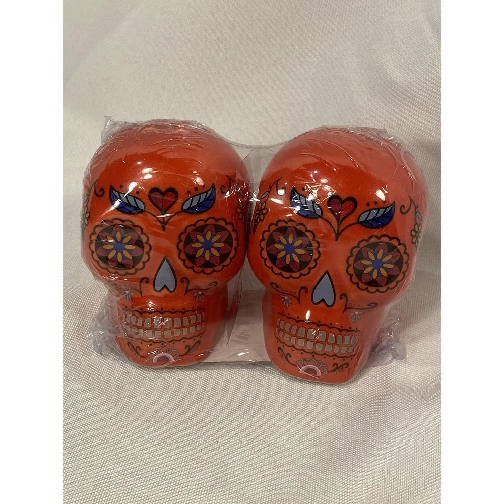 NEW red‎ sugar skull salt & pepper shakers
